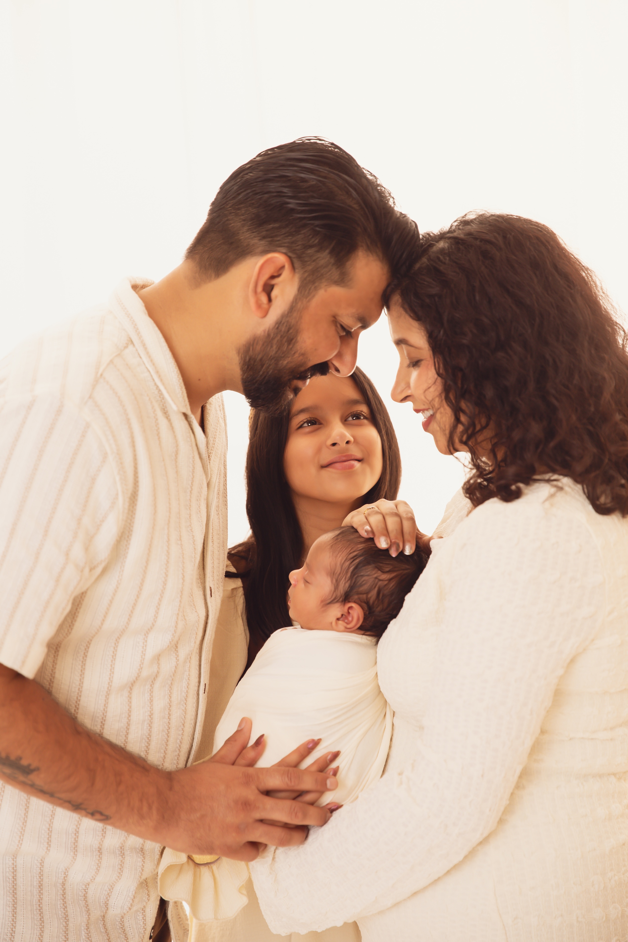 Lifestyle newborn photography studio
